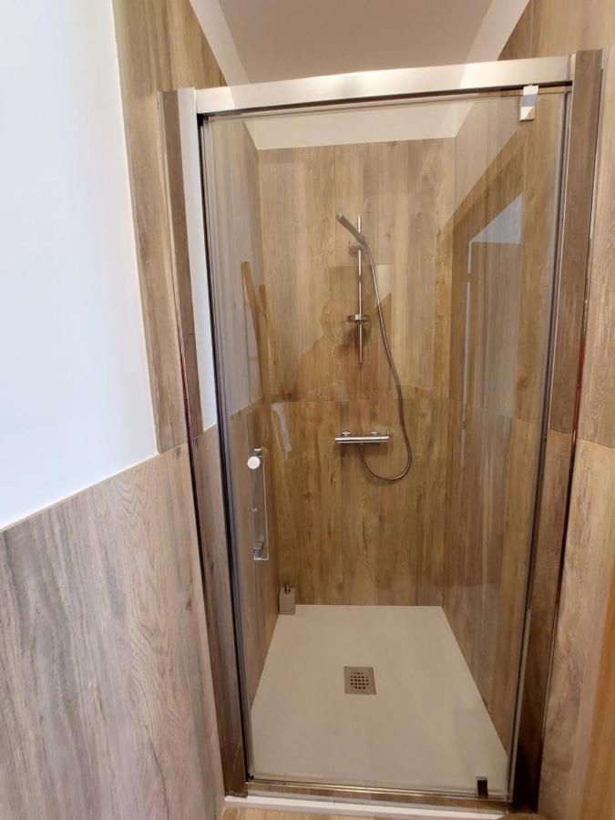 La Bougainville - Luxury Apartment Torbole Sul Garda Kültér fotó